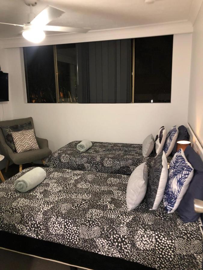 Anacapri Holiday Resort Apartments Surfers Paradise Bagian luar foto