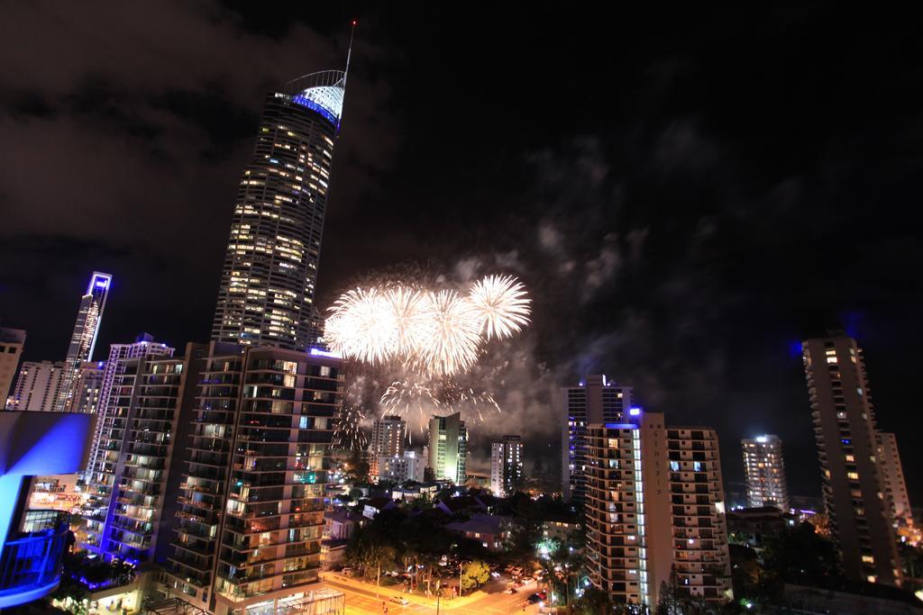 Anacapri Holiday Resort Apartments Surfers Paradise Bagian luar foto