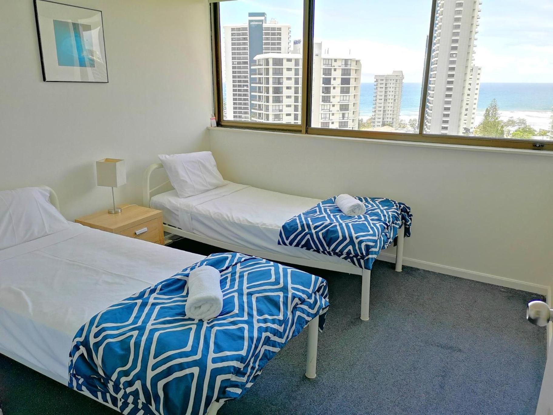 Anacapri Holiday Resort Apartments Surfers Paradise Bagian luar foto