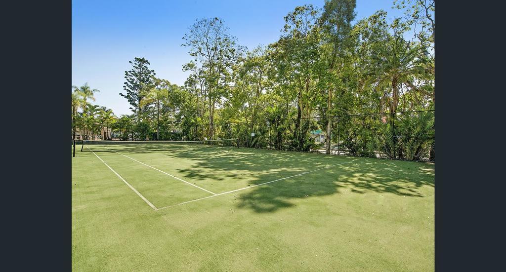 Anacapri Holiday Resort Apartments Surfers Paradise Bagian luar foto