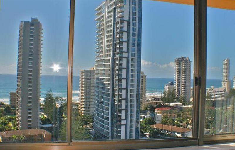Anacapri Holiday Resort Apartments Surfers Paradise Bagian luar foto
