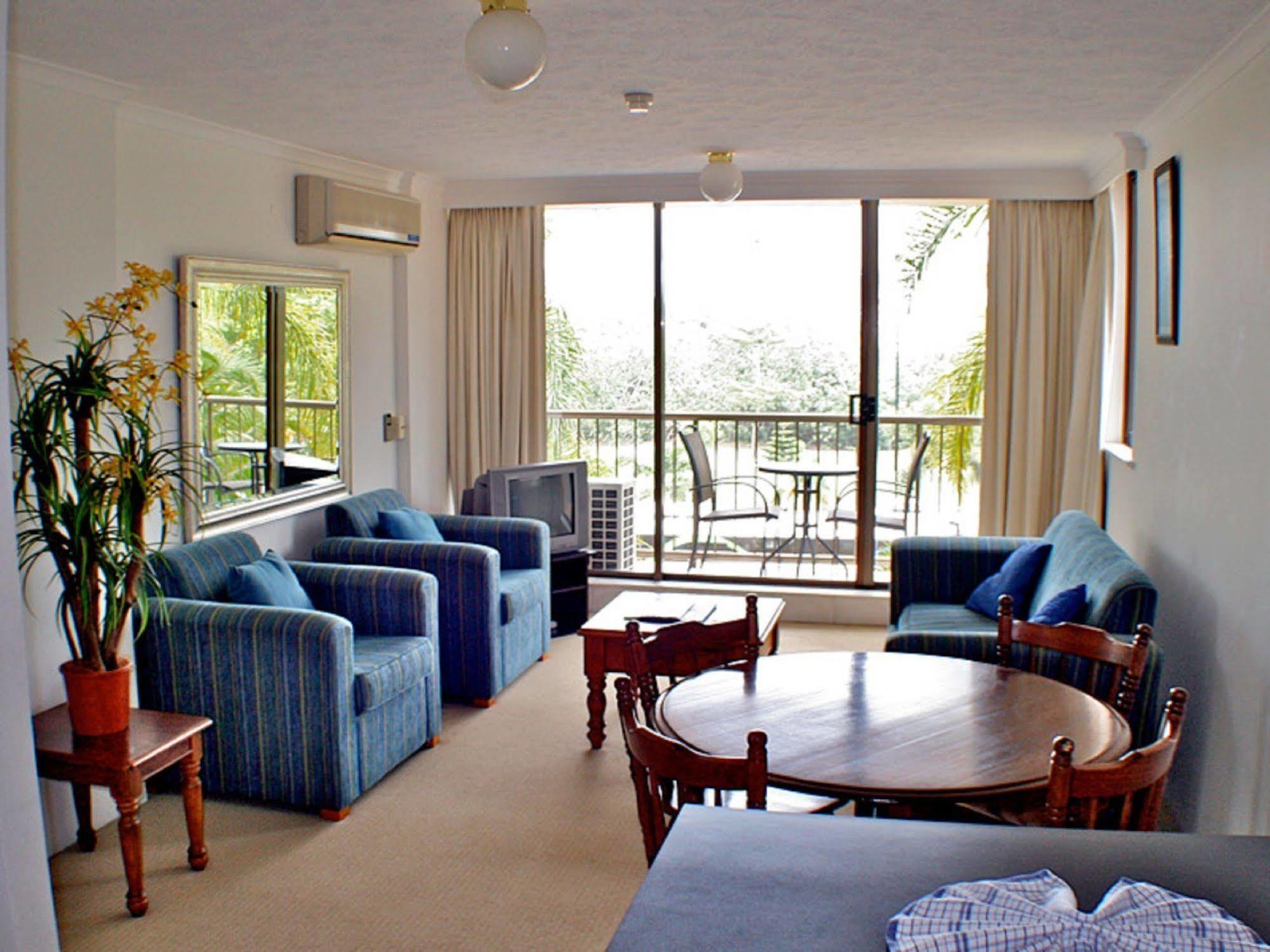 Anacapri Holiday Resort Apartments Surfers Paradise Bagian luar foto