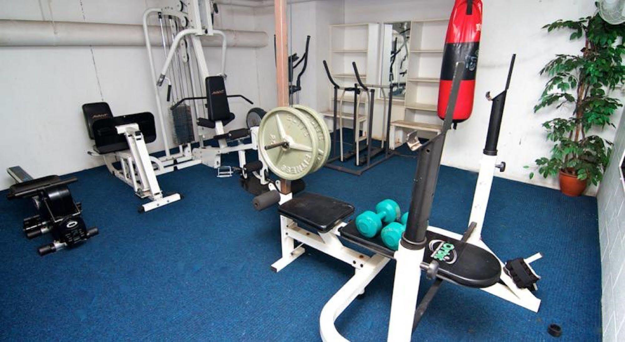 Anacapri Holiday Resort Apartments Surfers Paradise Bagian luar foto