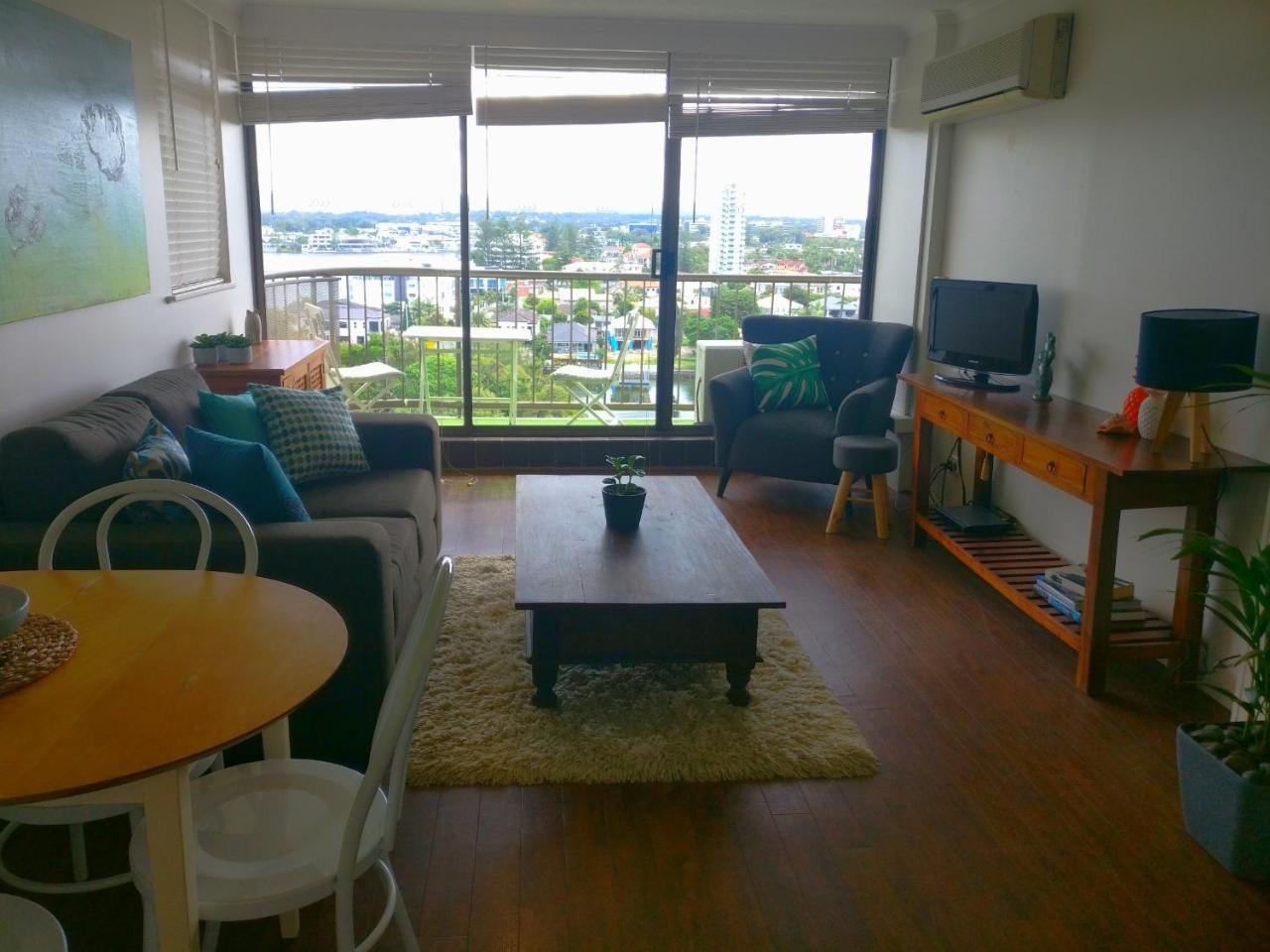 Anacapri Holiday Resort Apartments Surfers Paradise Bagian luar foto